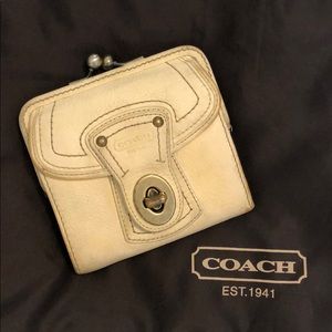 Coach cream leather wallet